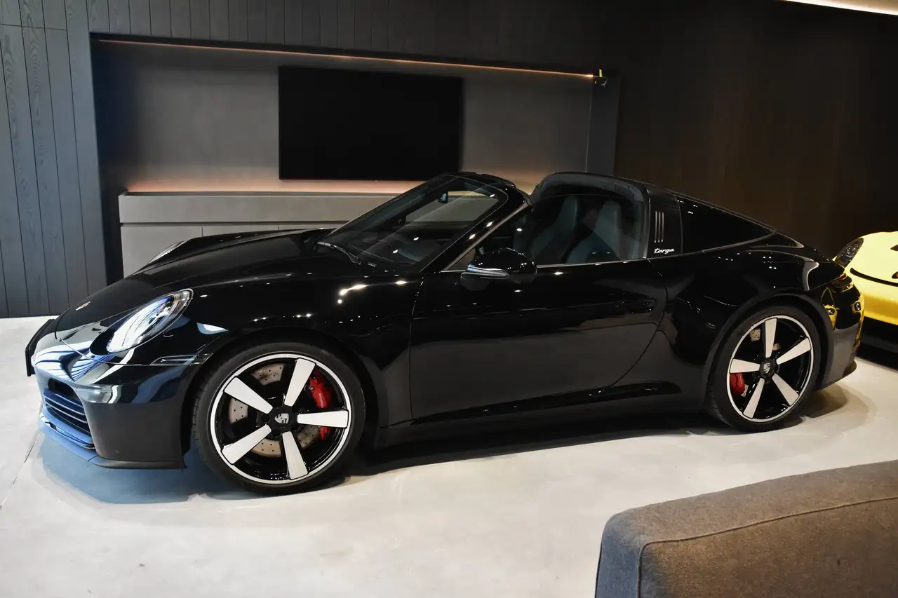 Porsche 911 - 6