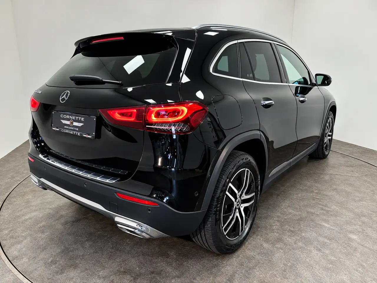 Mercedes-Benz GLA 250 - 8