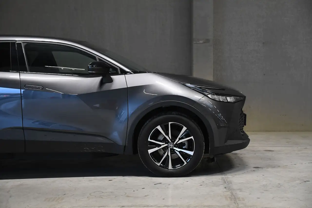 Toyota C-HR - 12