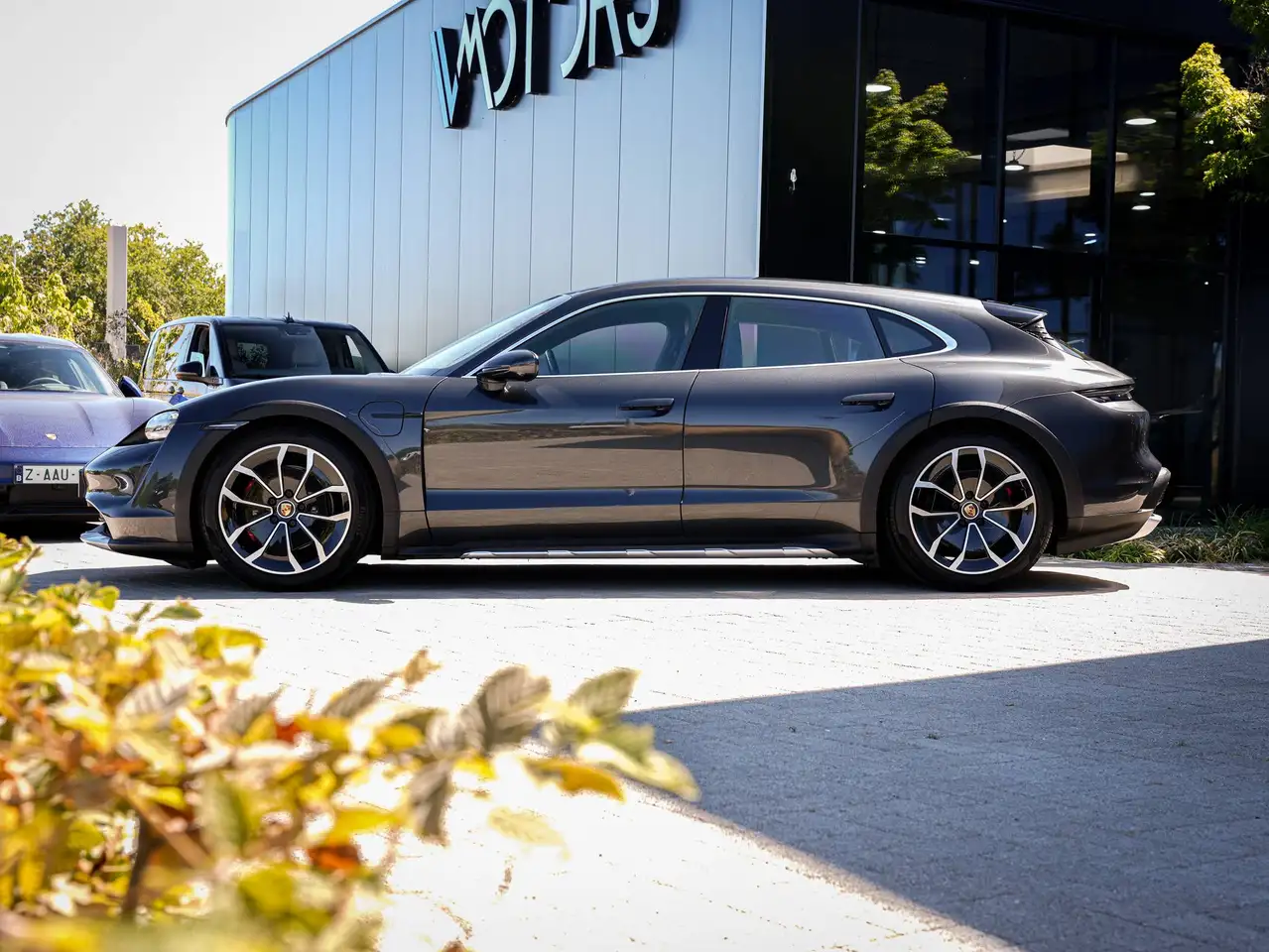 Porsche Taycan - 4
