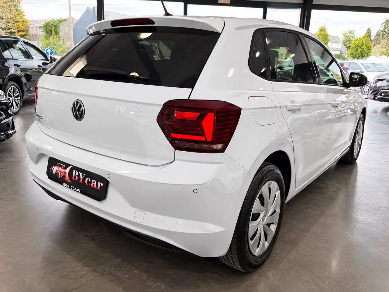 Volkswagen Polo - 5