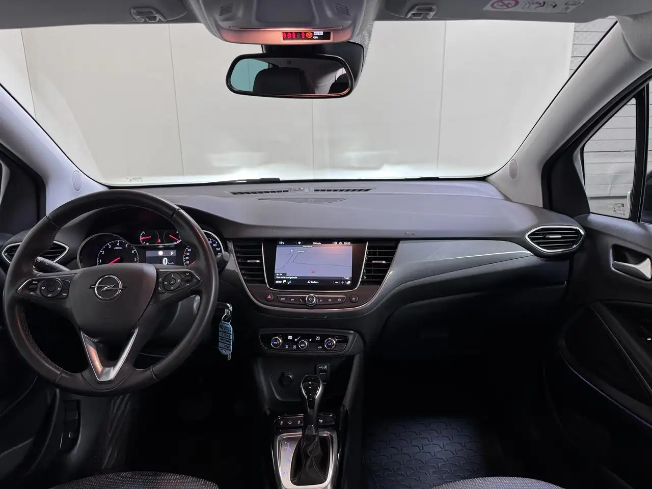 Opel Crossland X - 11