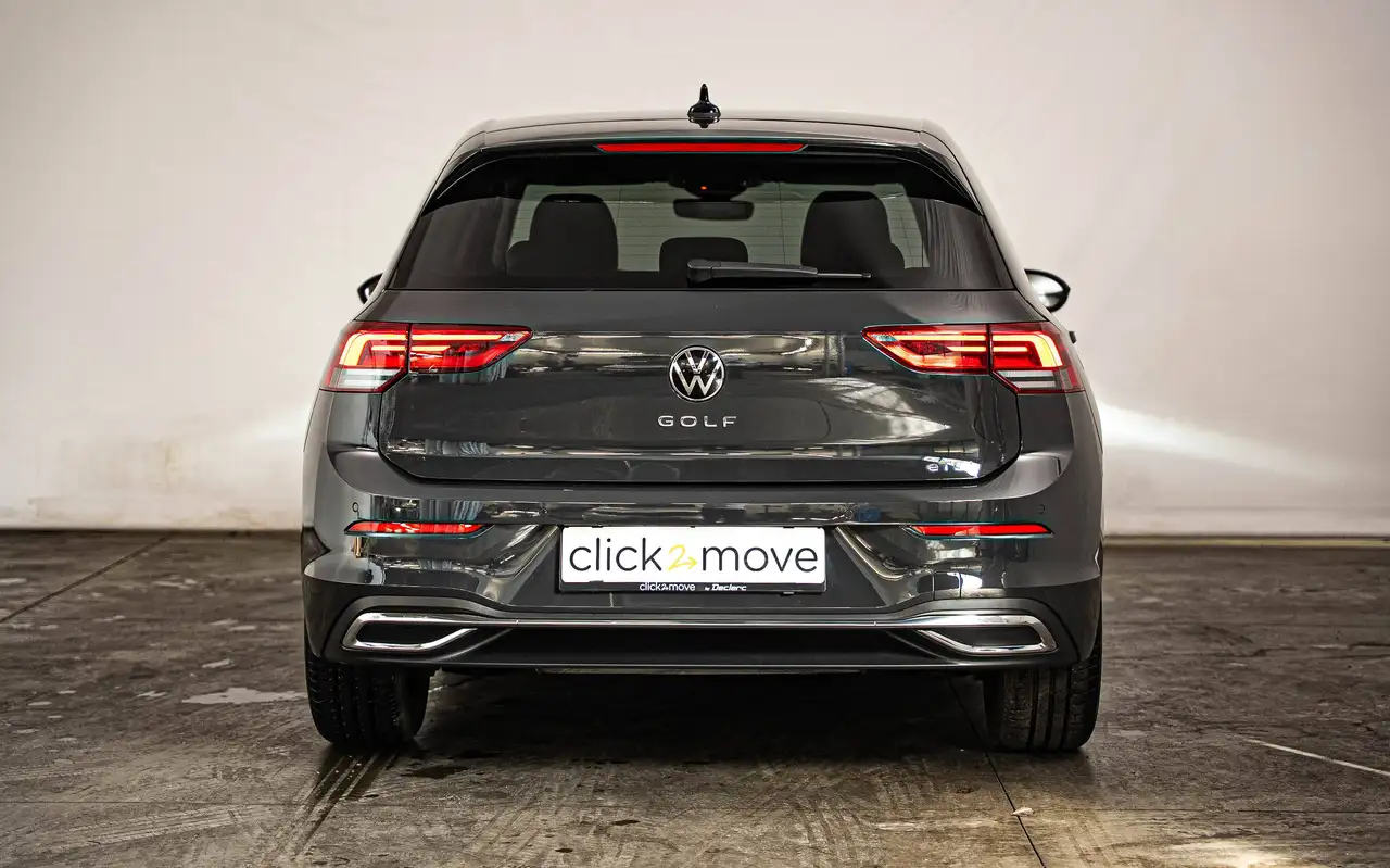 Volkswagen Golf - 4