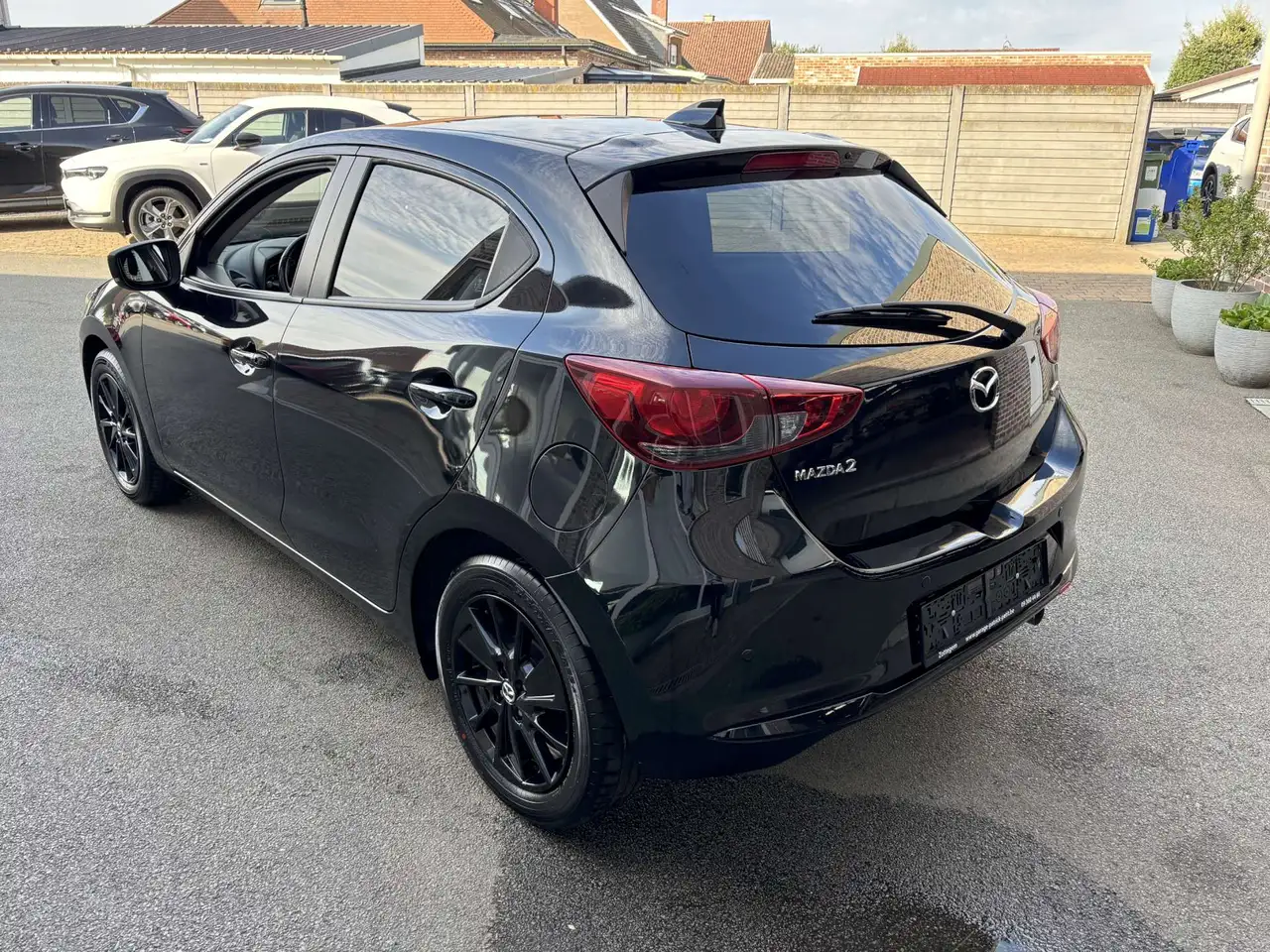 Mazda 2 - 4