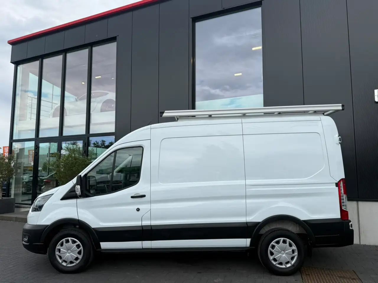 Ford Transit - 3