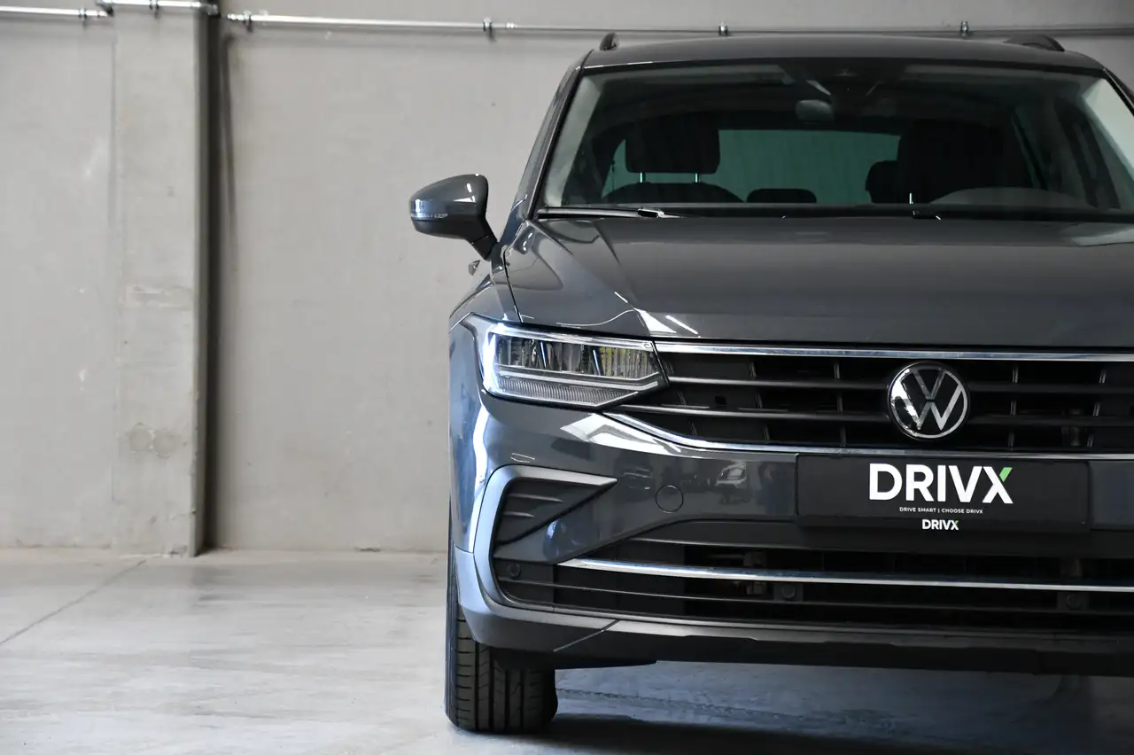 Volkswagen Tiguan - 6