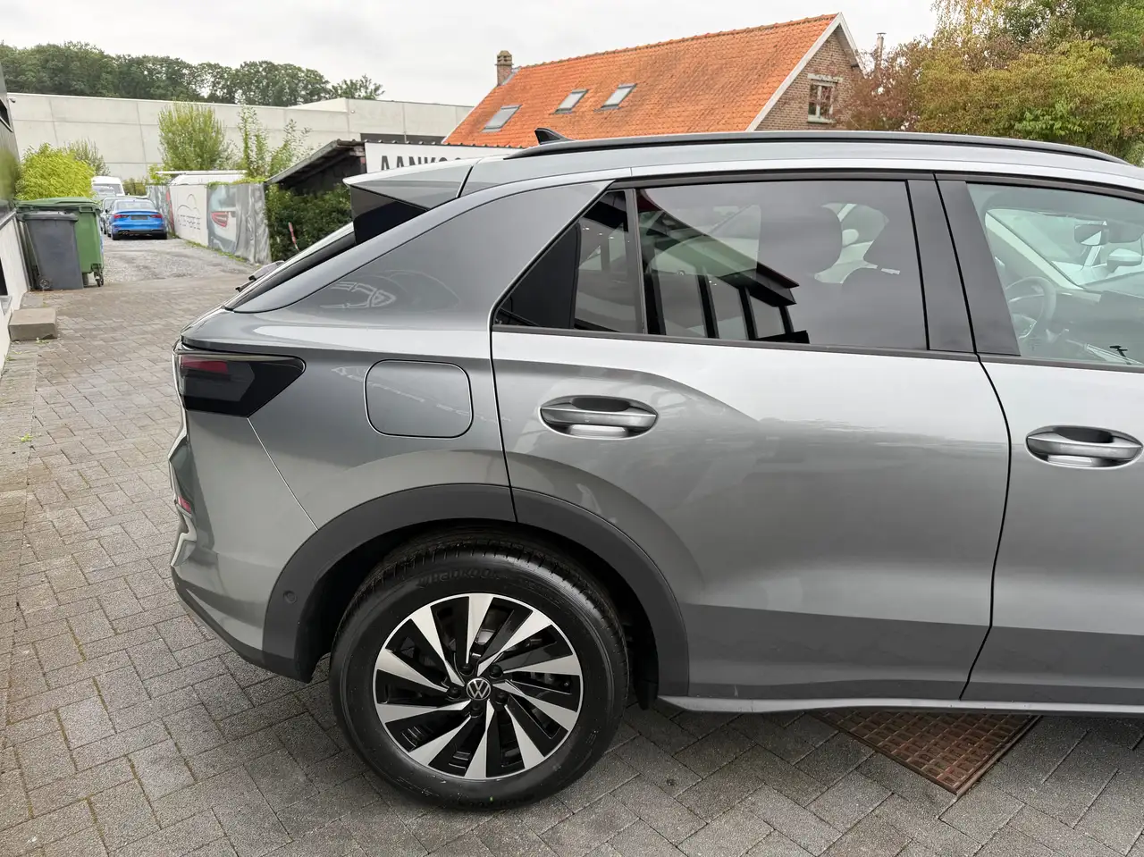 Volkswagen T-Roc - 7