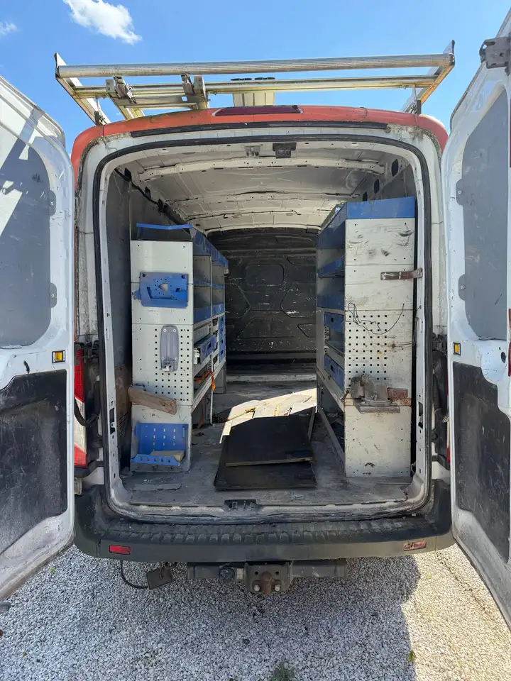 Ford Transit - 10