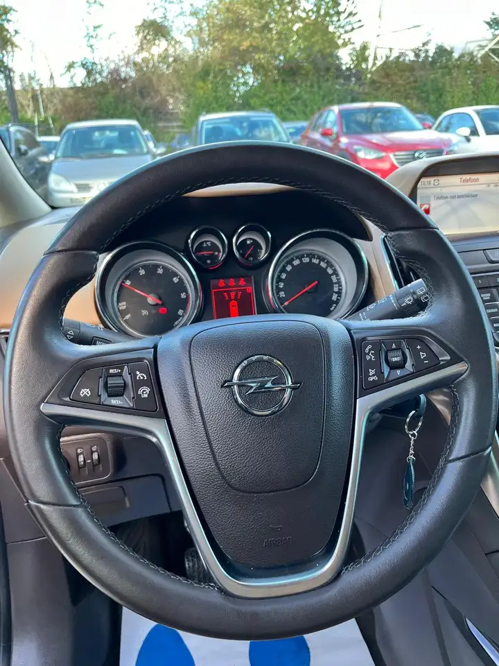 Opel Zafira - 11
