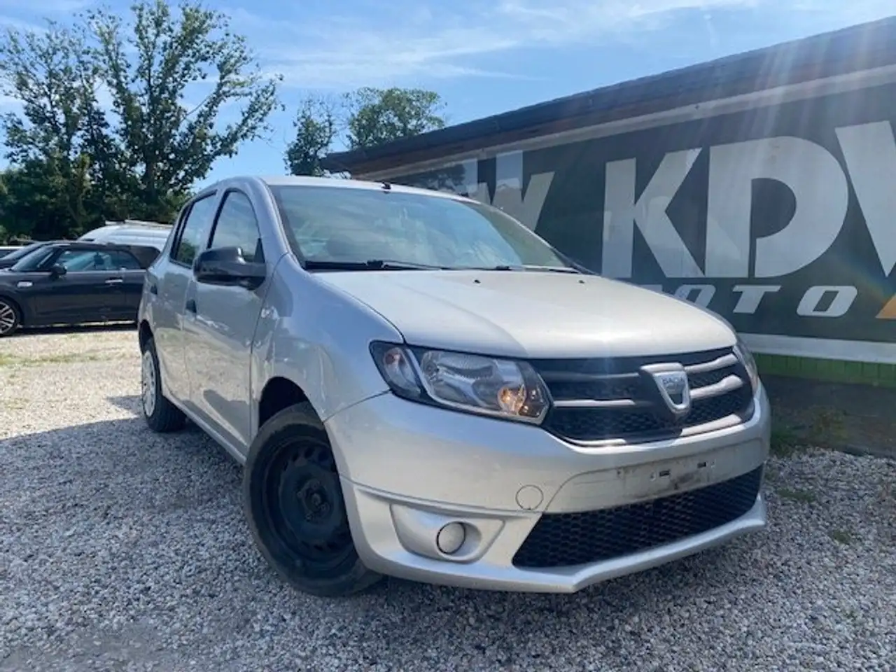 Dacia Sandero - 1