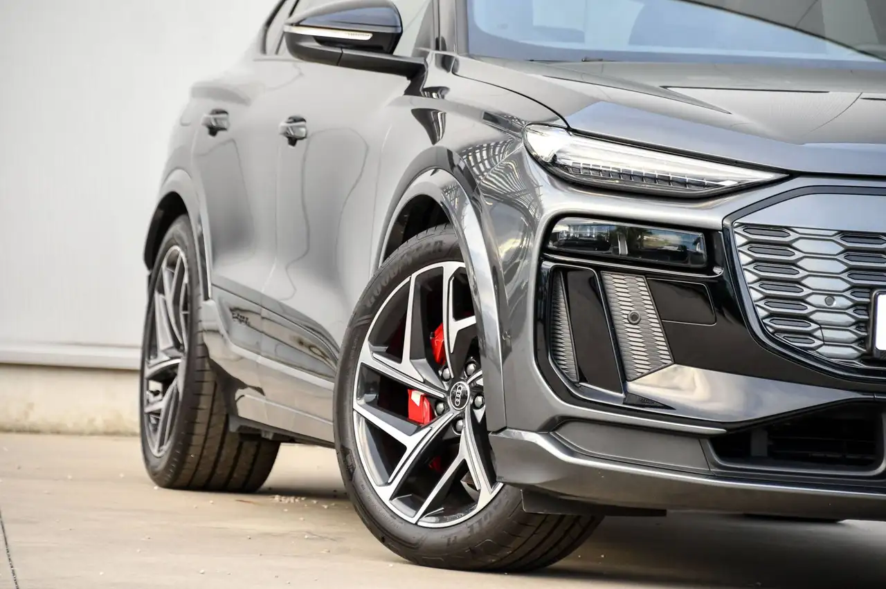 Audi SQ6 e-tron - 6
