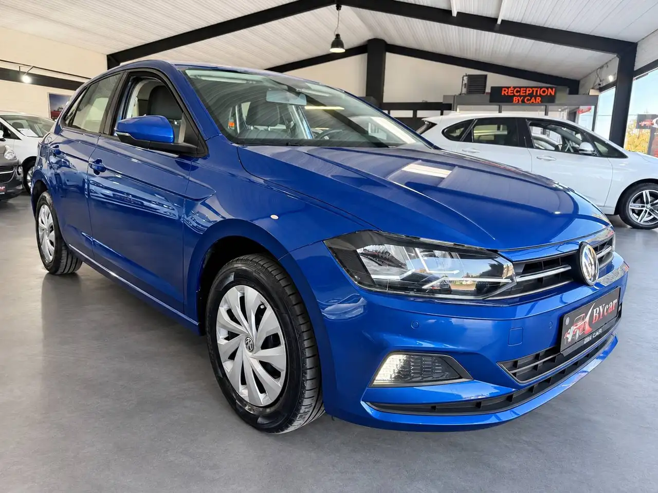 Volkswagen Polo - 2