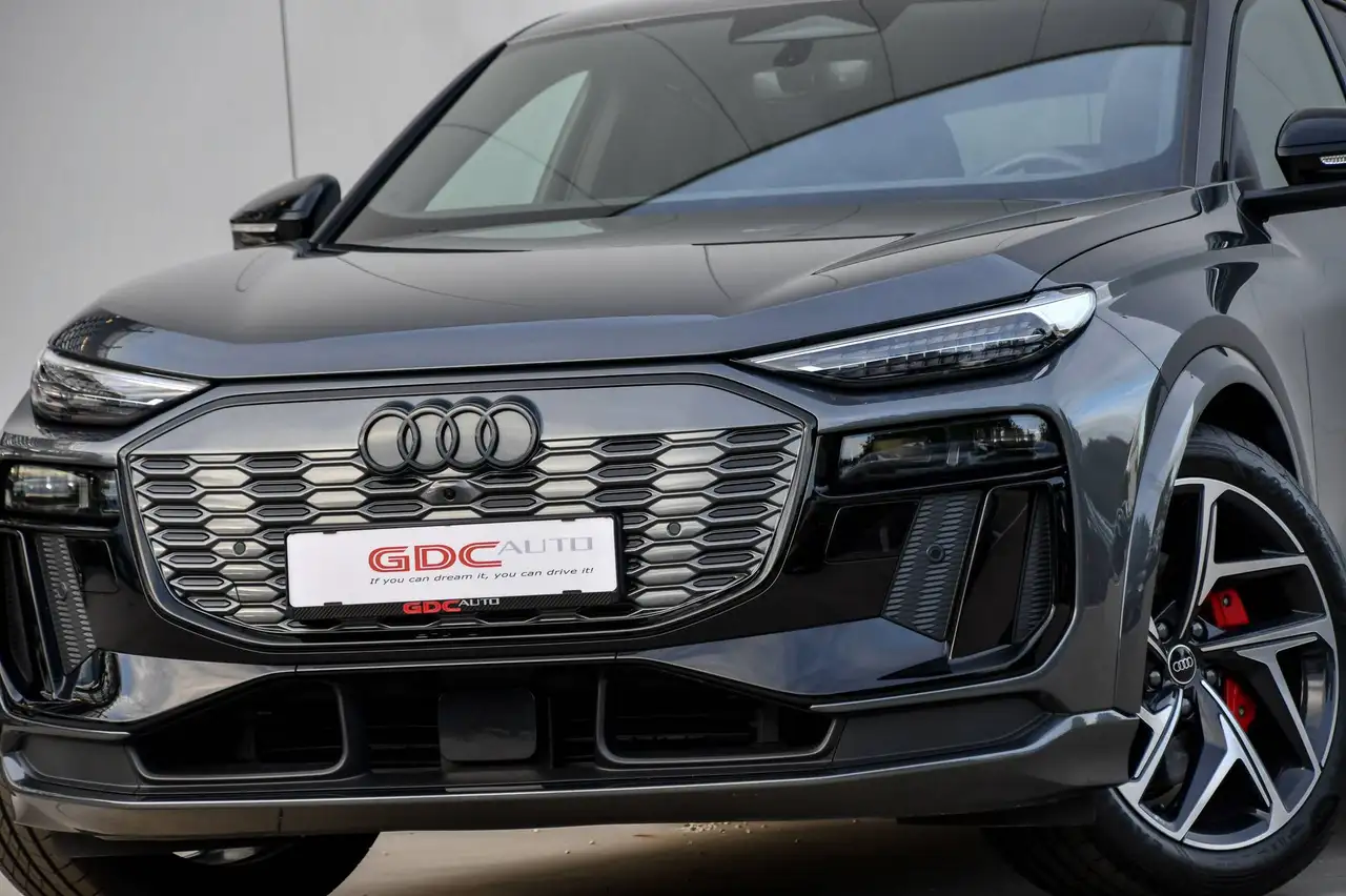 Audi SQ6 e-tron - 4