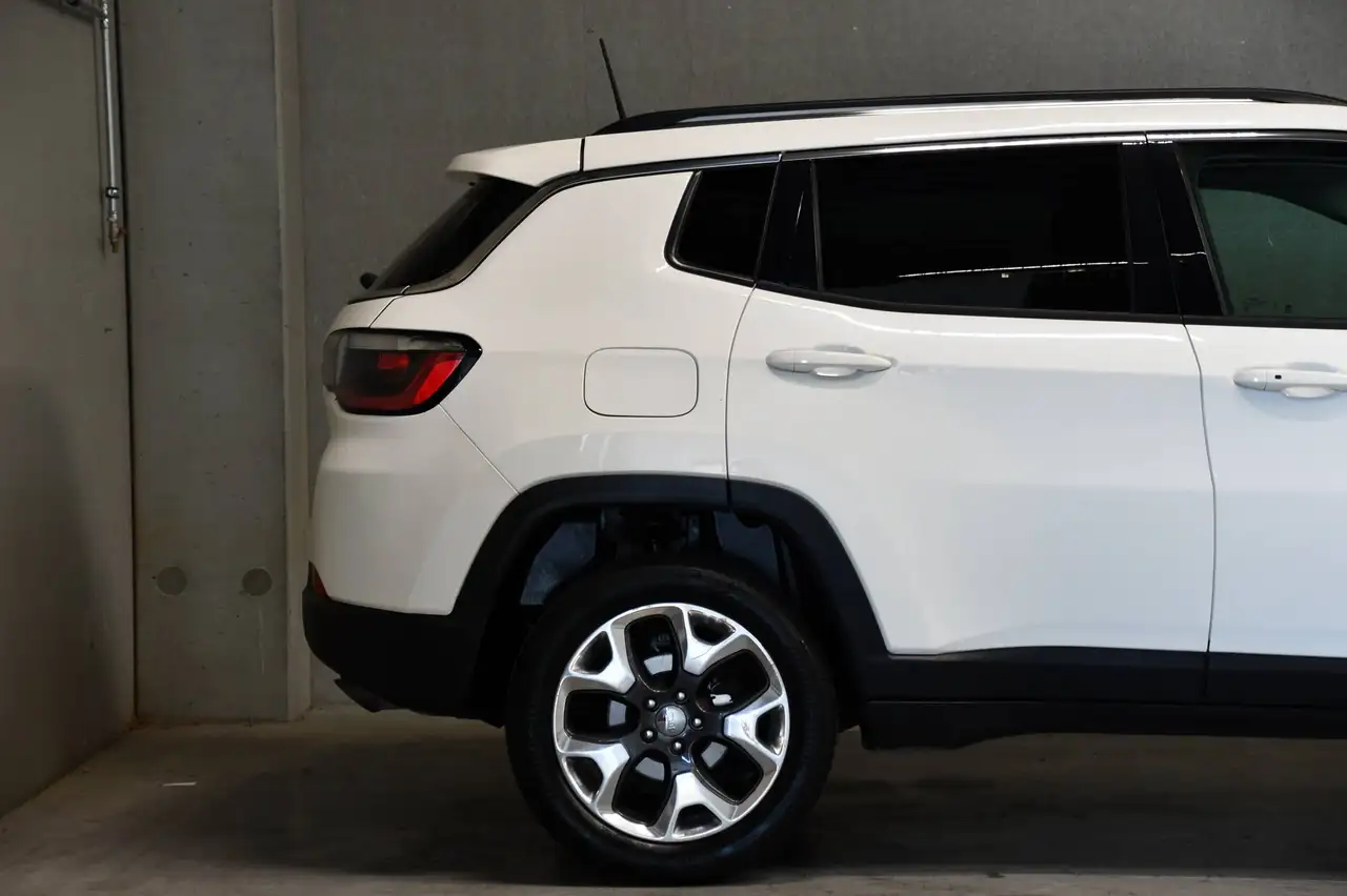Jeep Compass - 12