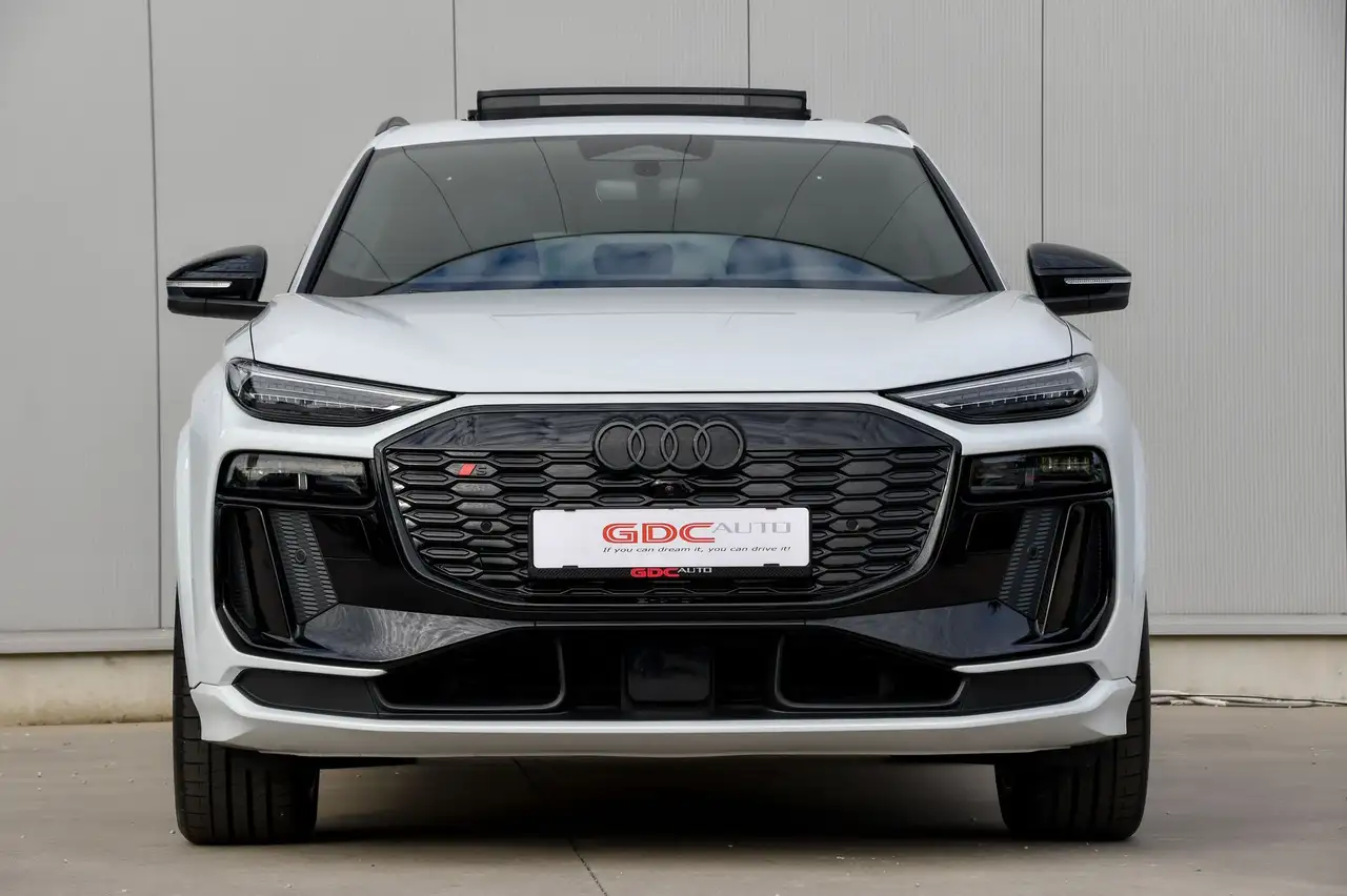 Audi SQ6 e-tron - 3