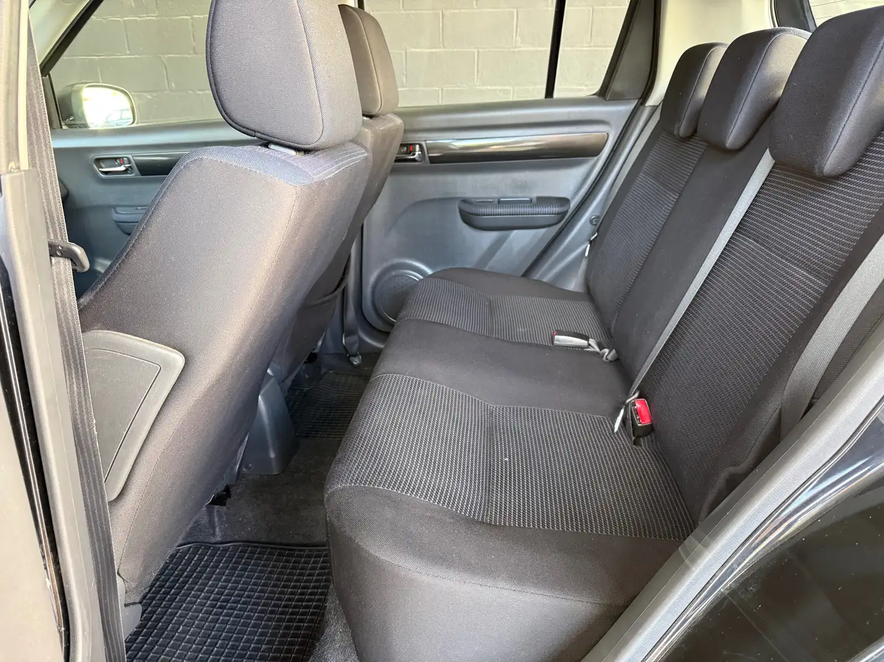 Suzuki Swift - 12