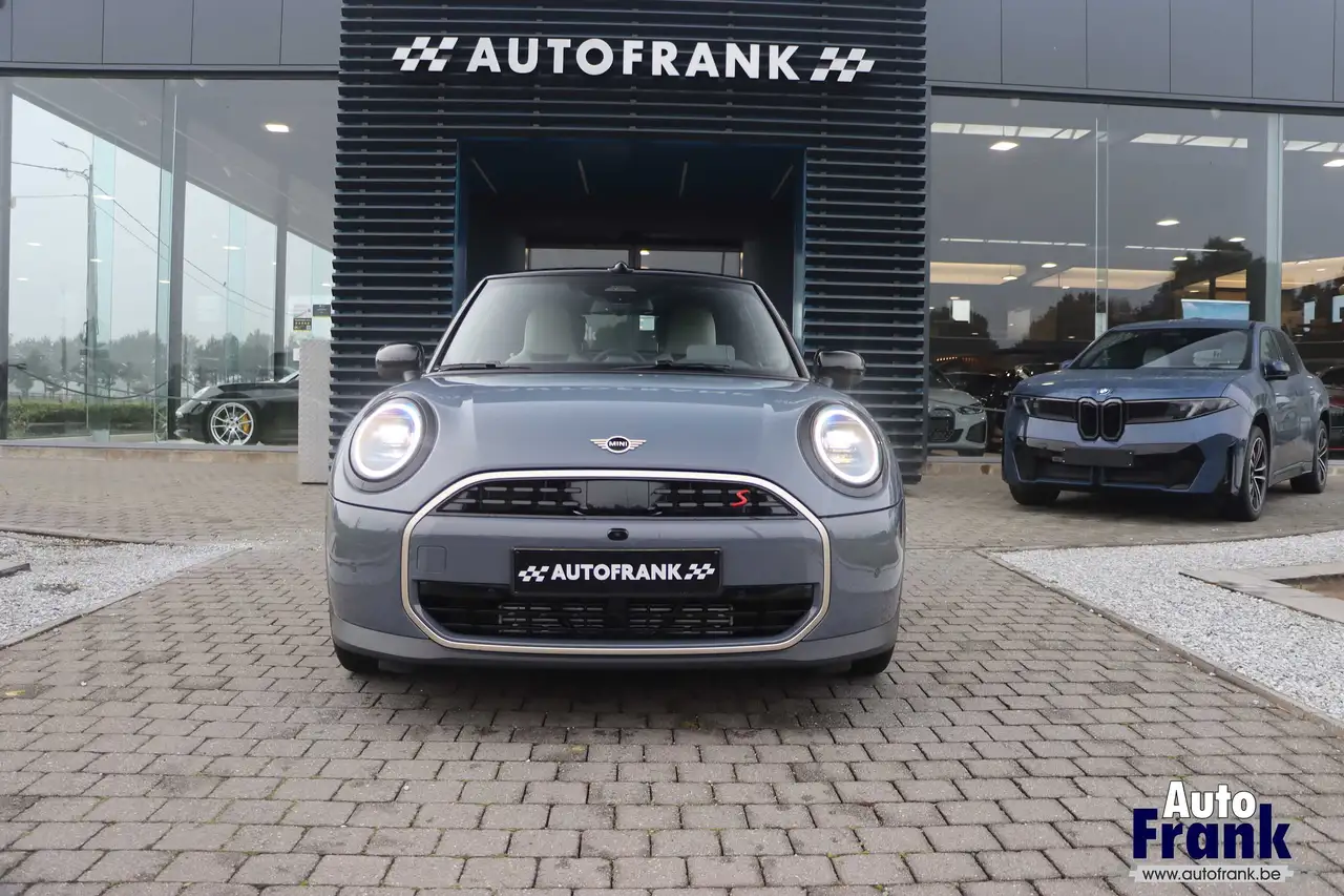 MINI Cooper S Cabrio - 2