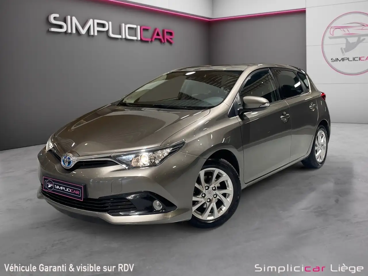 Toyota Auris - 1