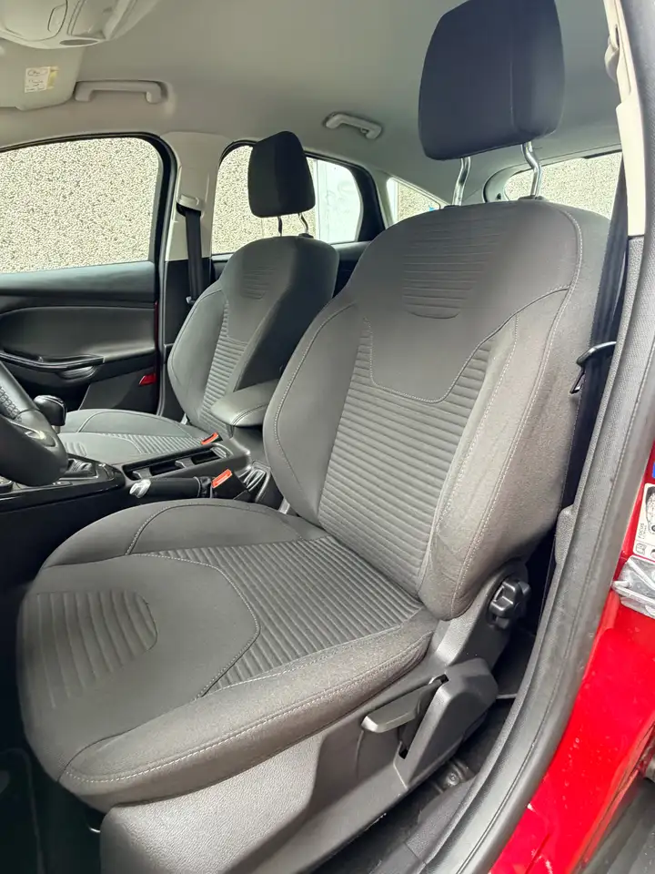 Ford Focus - 7