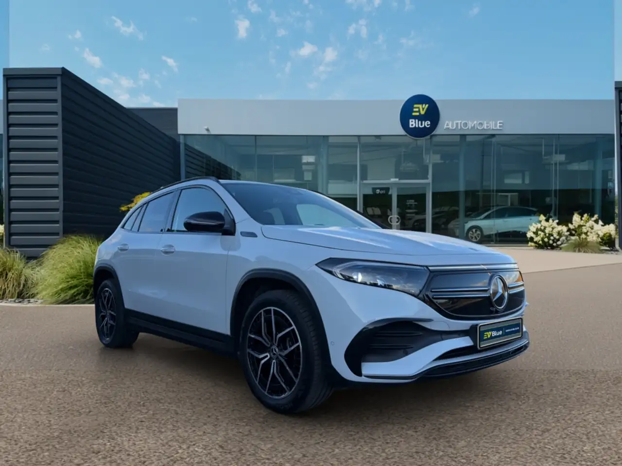 Mercedes-Benz EQA 250 - 8