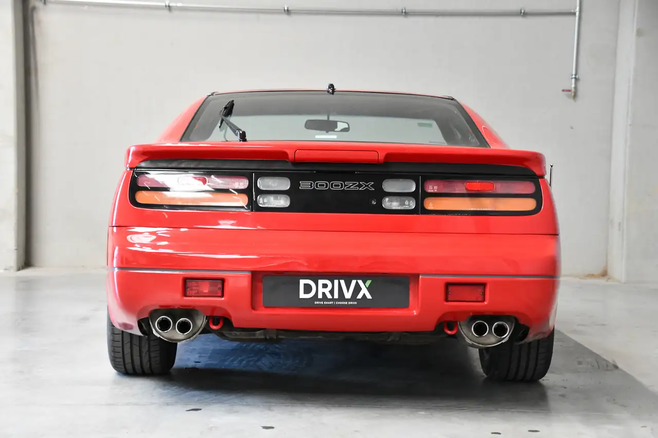 Nissan 300 ZX - 11
