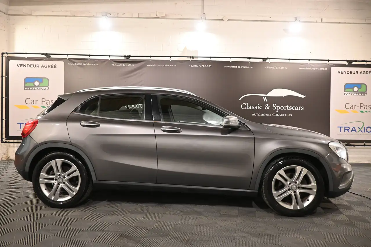 Mercedes-Benz GLA 200 - 5