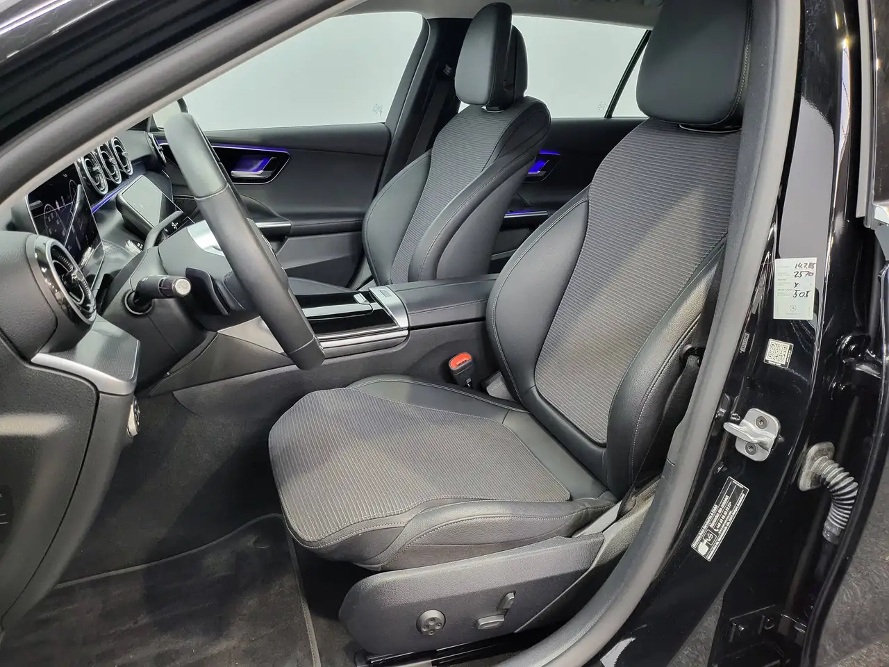 Mercedes-Benz C 200 - 12