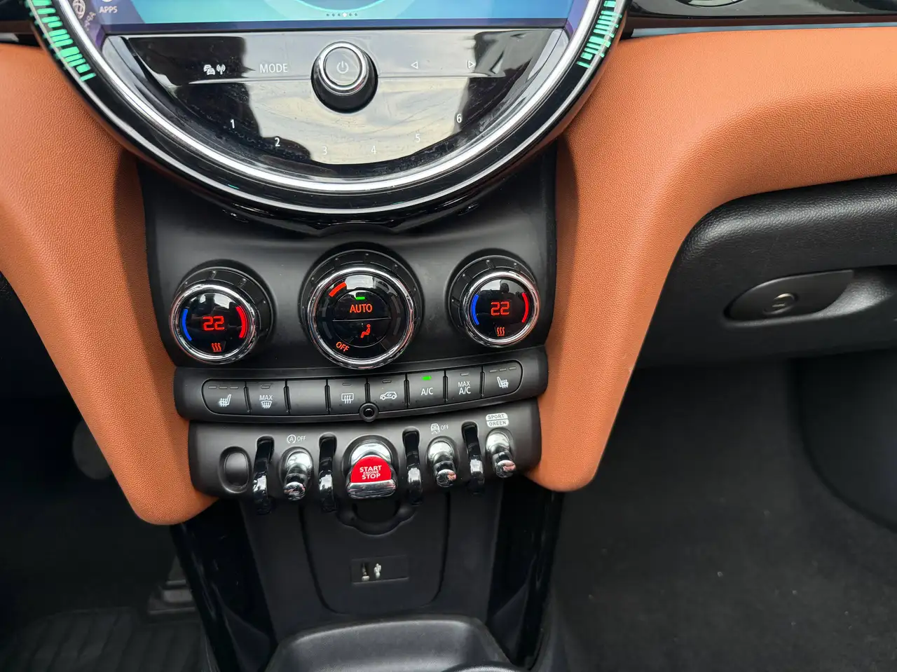 MINI Cooper Cabrio - 8
