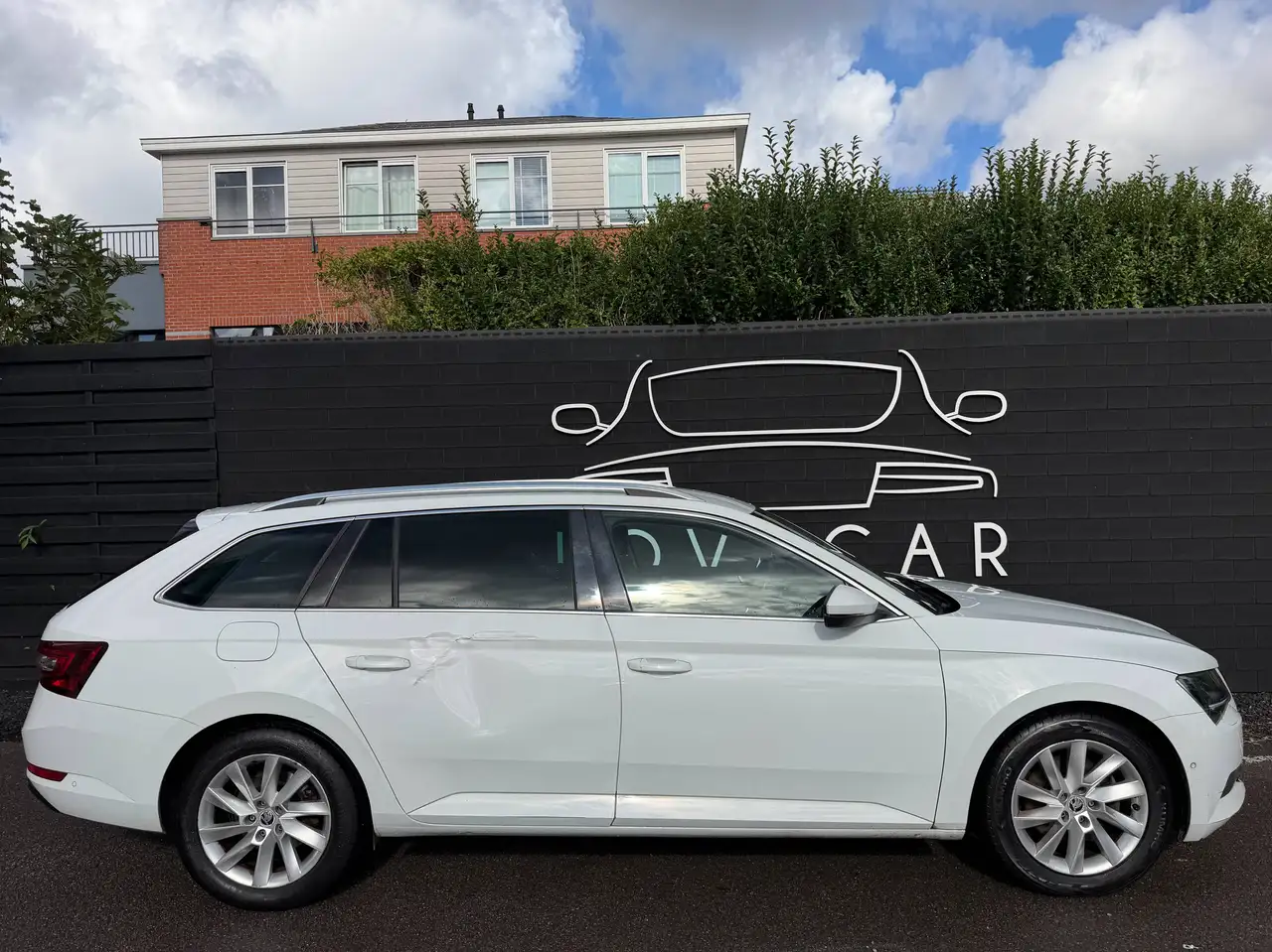 Skoda Superb - 9