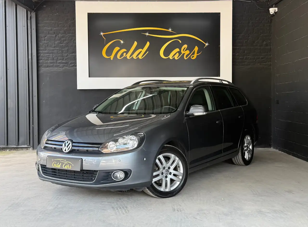Volkswagen Golf - 2