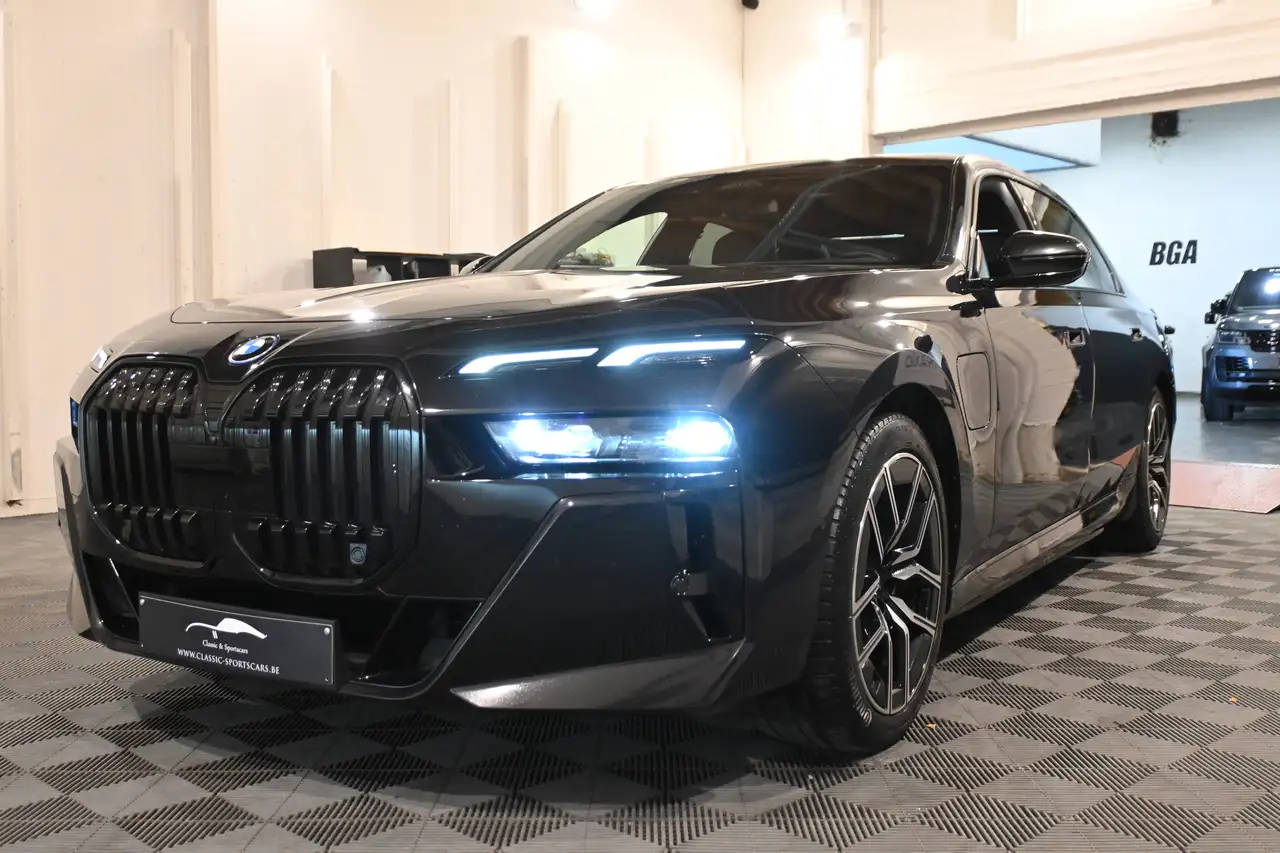 BMW 750 - 4