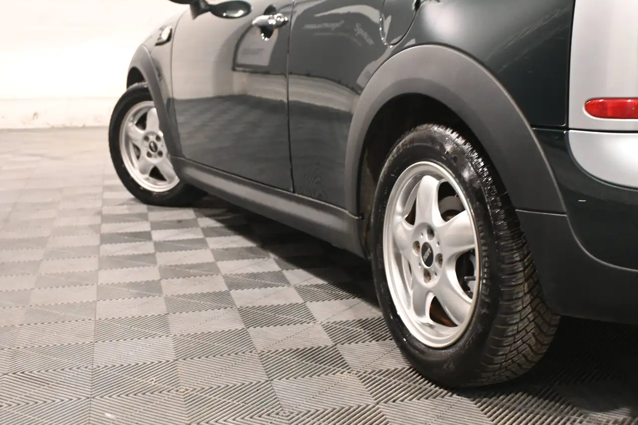 MINI Cooper Clubman - 10