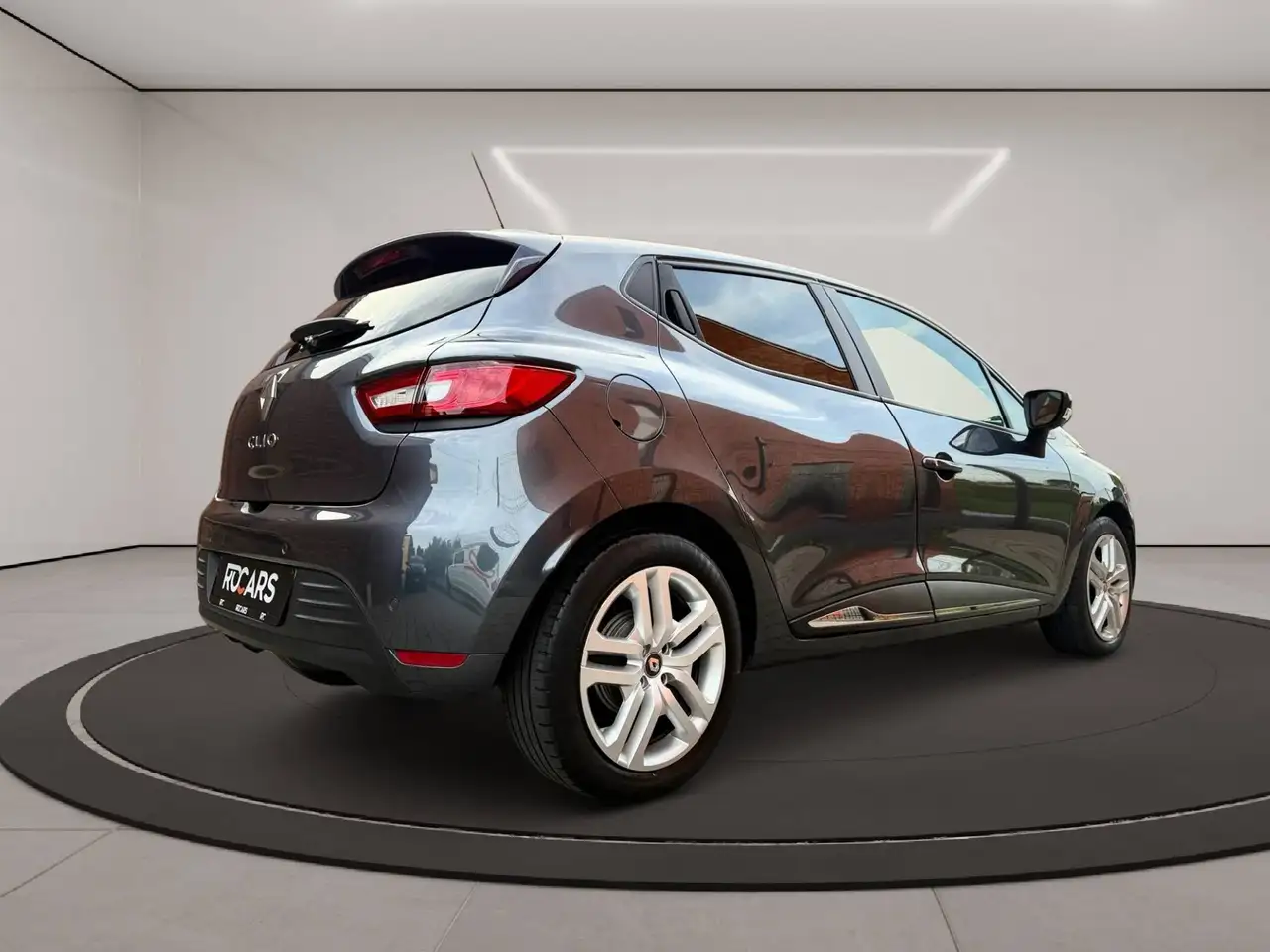 Renault Clio - 6