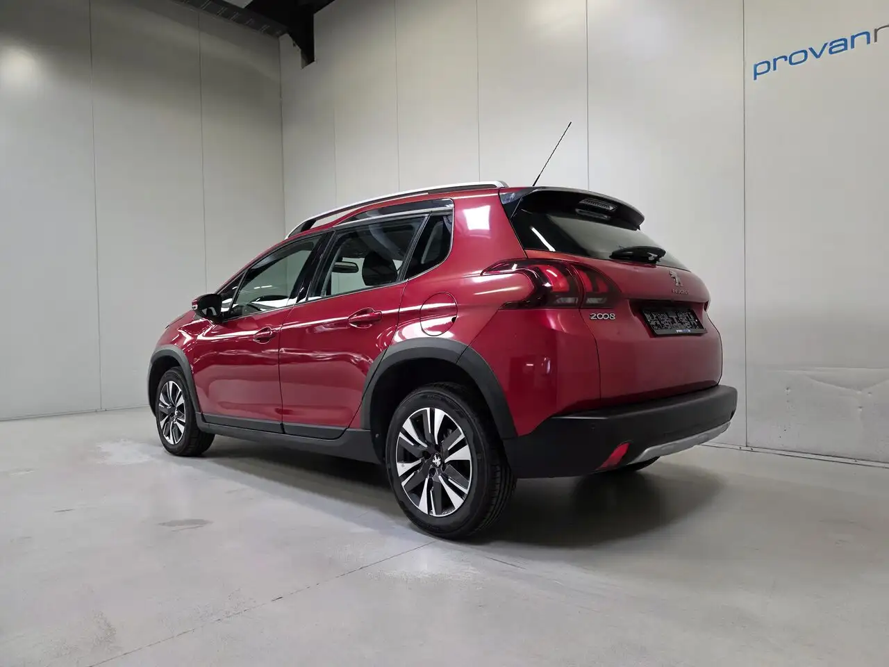 Peugeot 2008 - 6