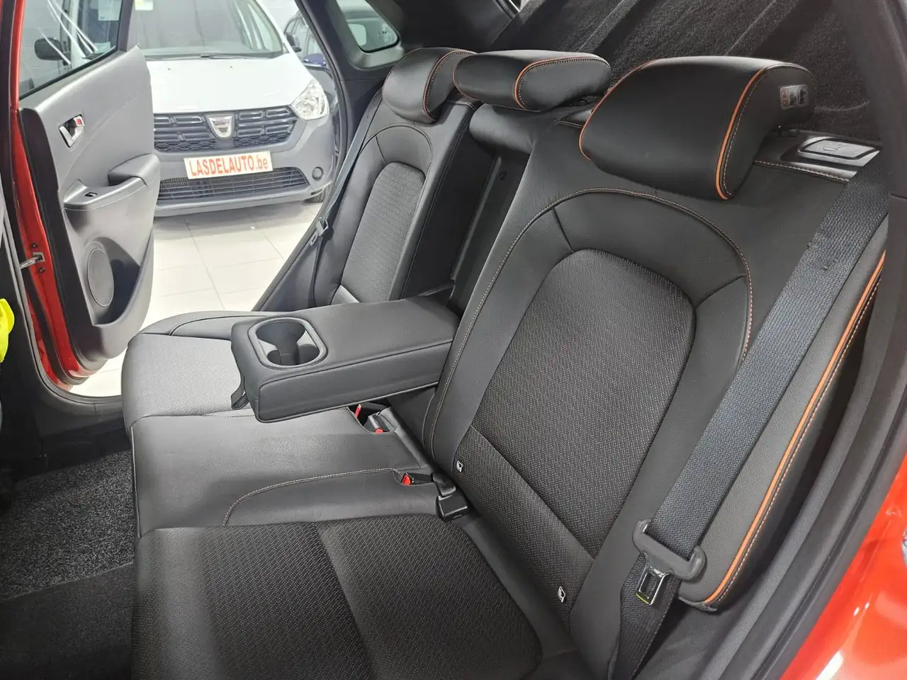 Hyundai KONA - 28