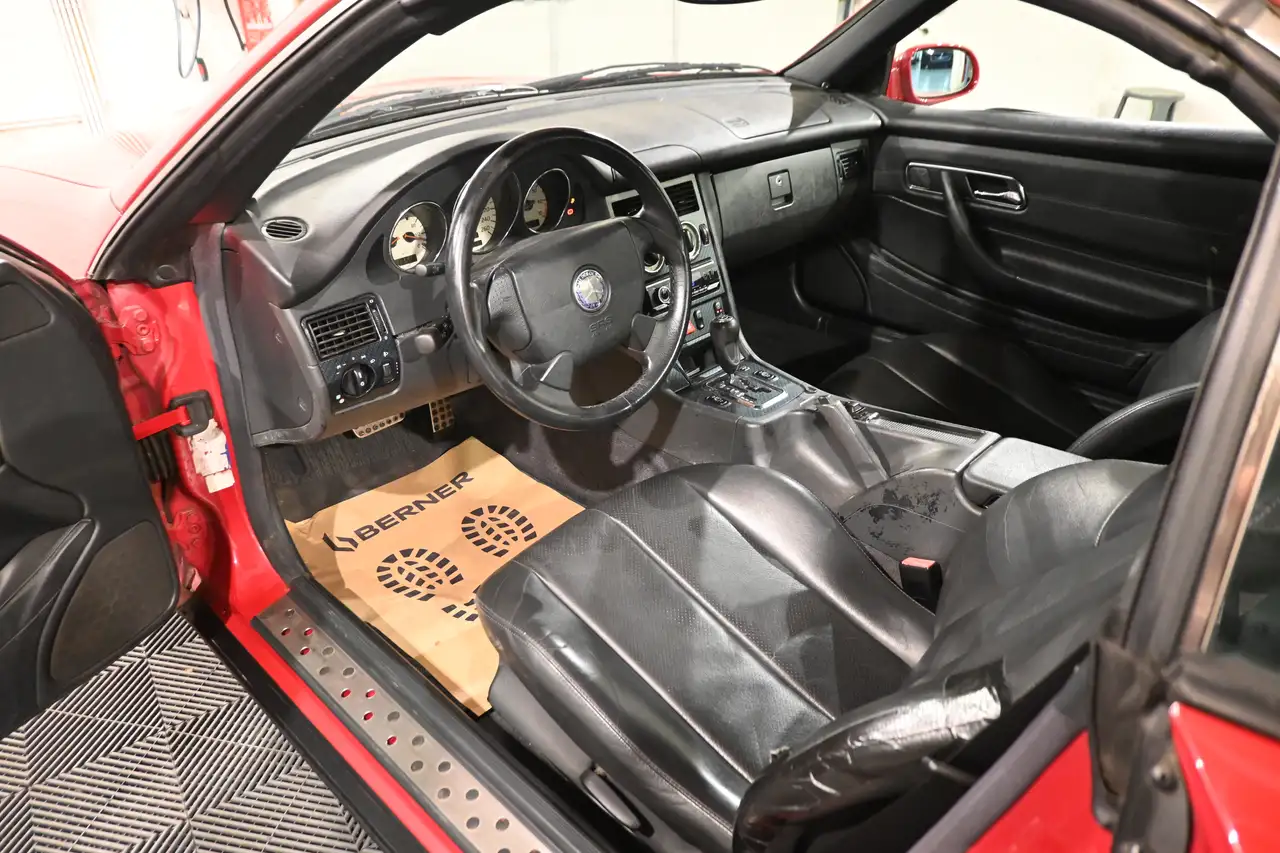 Mercedes-Benz SLK 200 - 11
