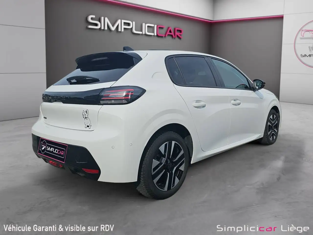 Peugeot 208 - 7