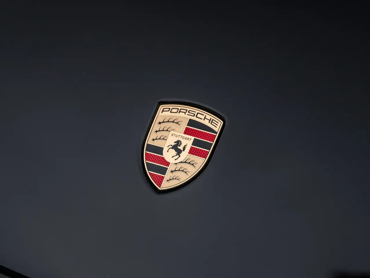 Porsche Taycan - 11