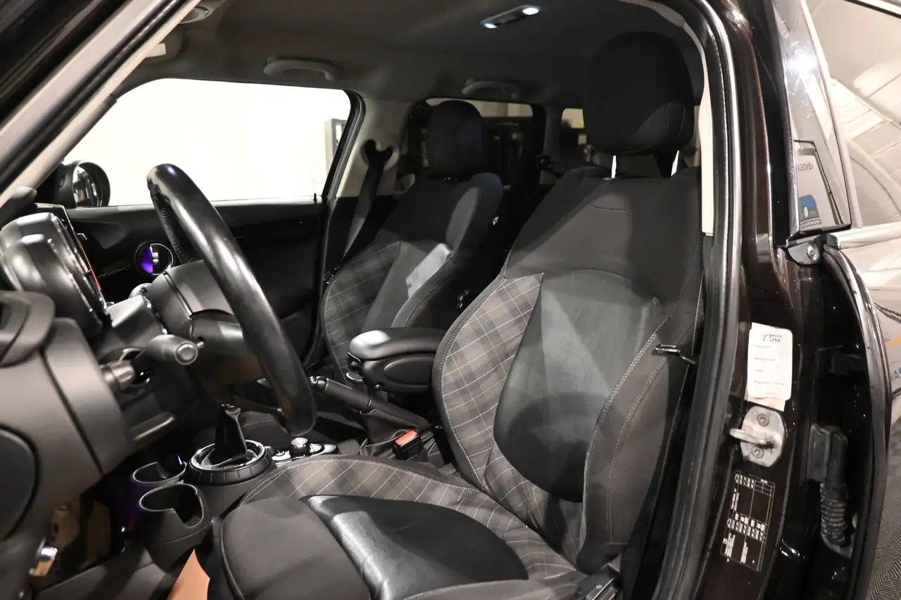 MINI Cooper S - 10