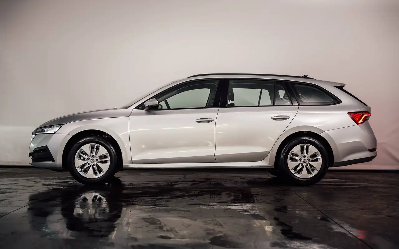 Skoda Octavia - 2