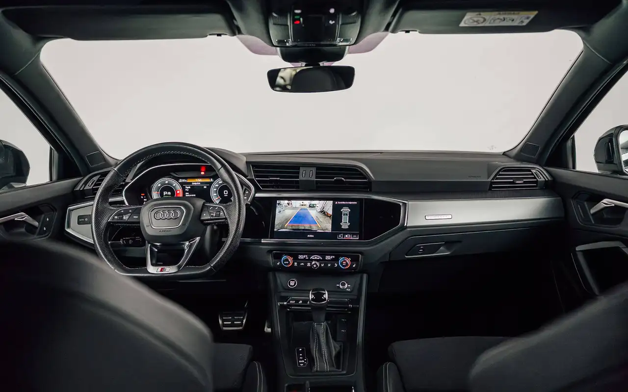 Audi Q3 - 12
