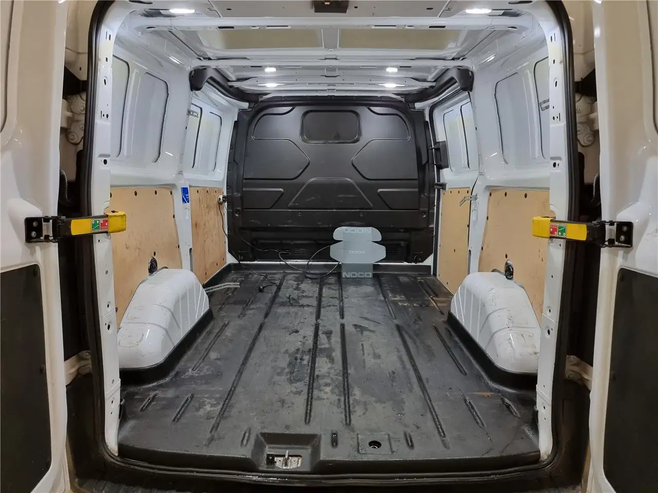 Ford Transit Custom - 8