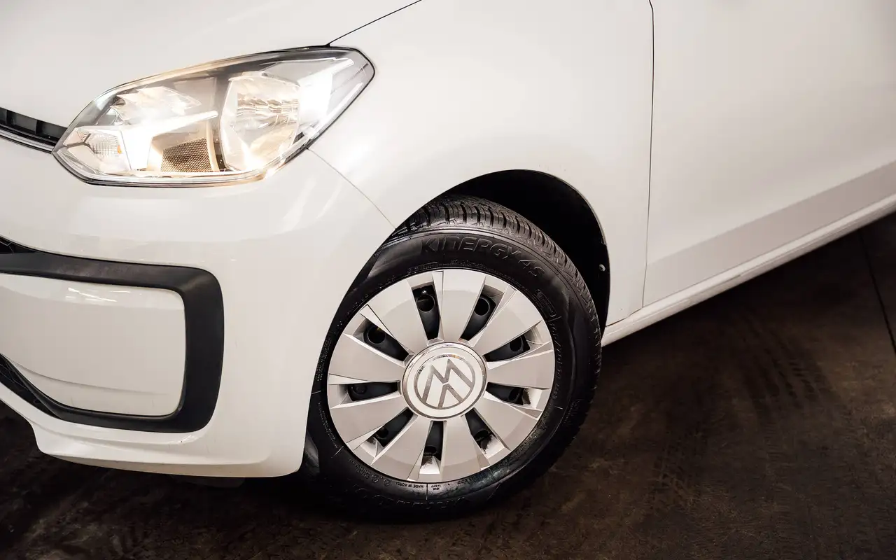 Volkswagen up! - 5