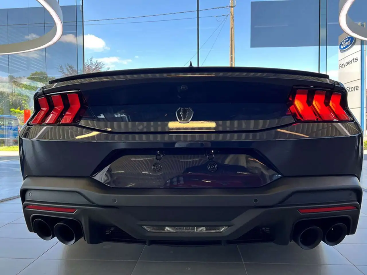 Ford Mustang - 5