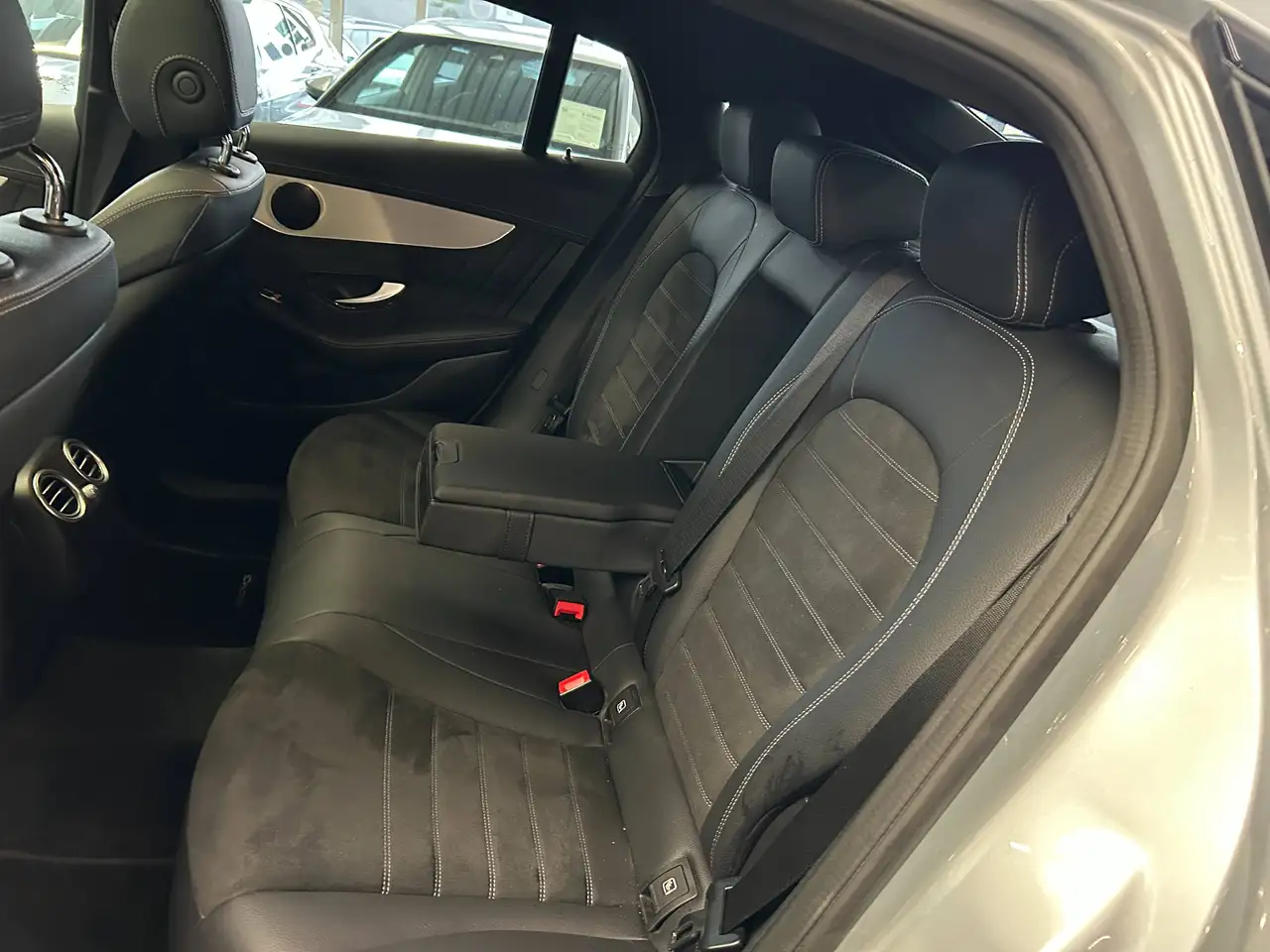 Mercedes-Benz GLC 300 - 8