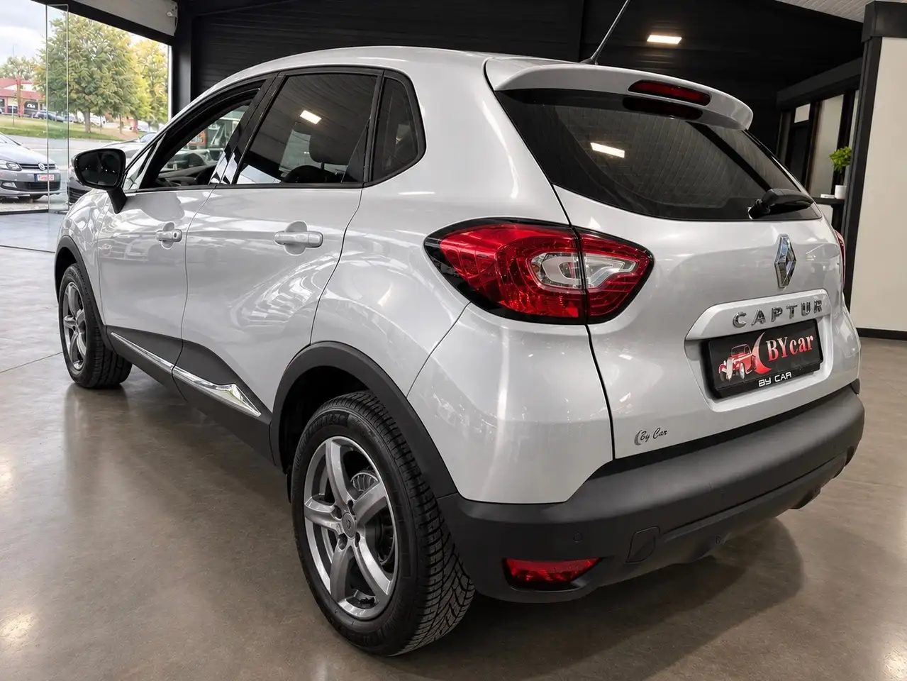 Renault Captur - 4