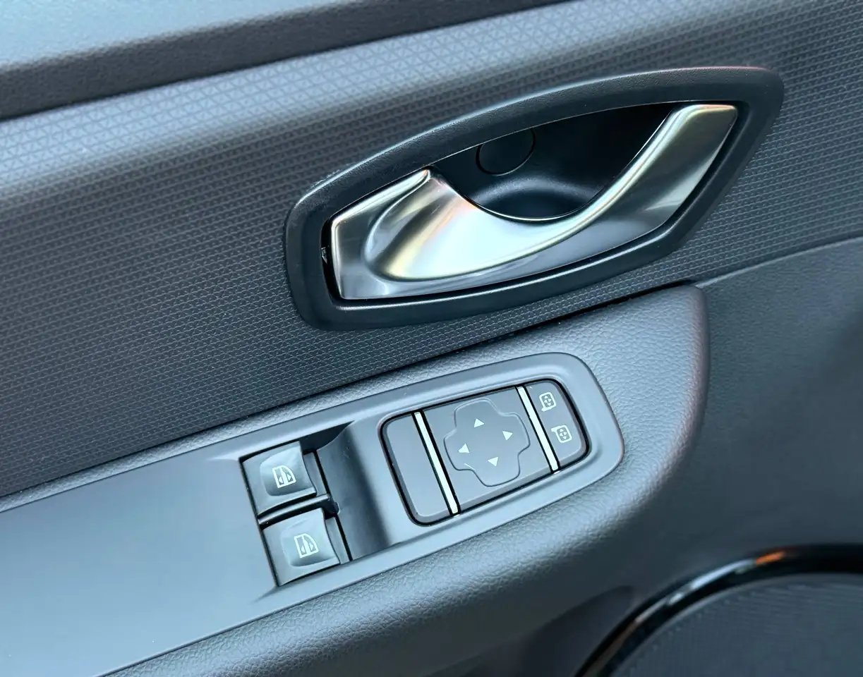 Renault Clio - 10