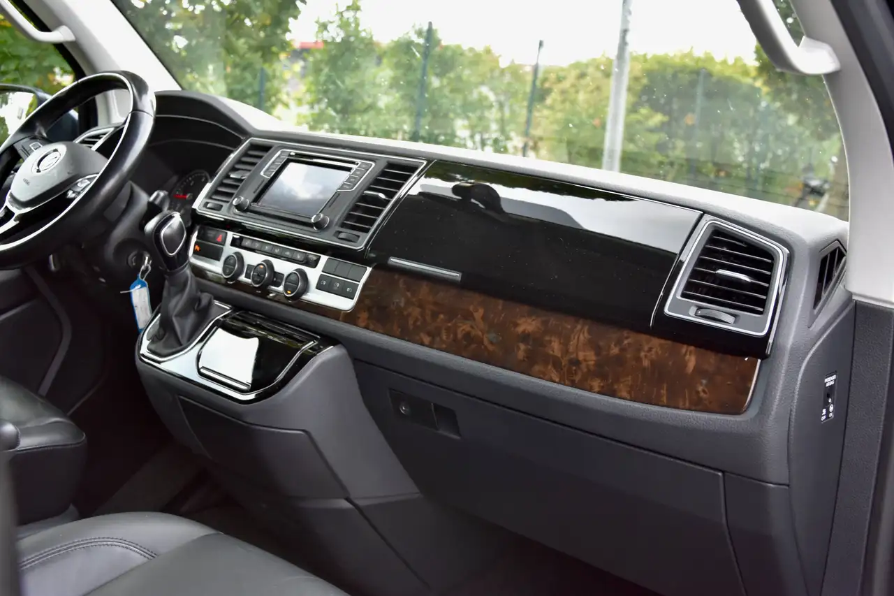 Volkswagen T6 Caravelle - 10