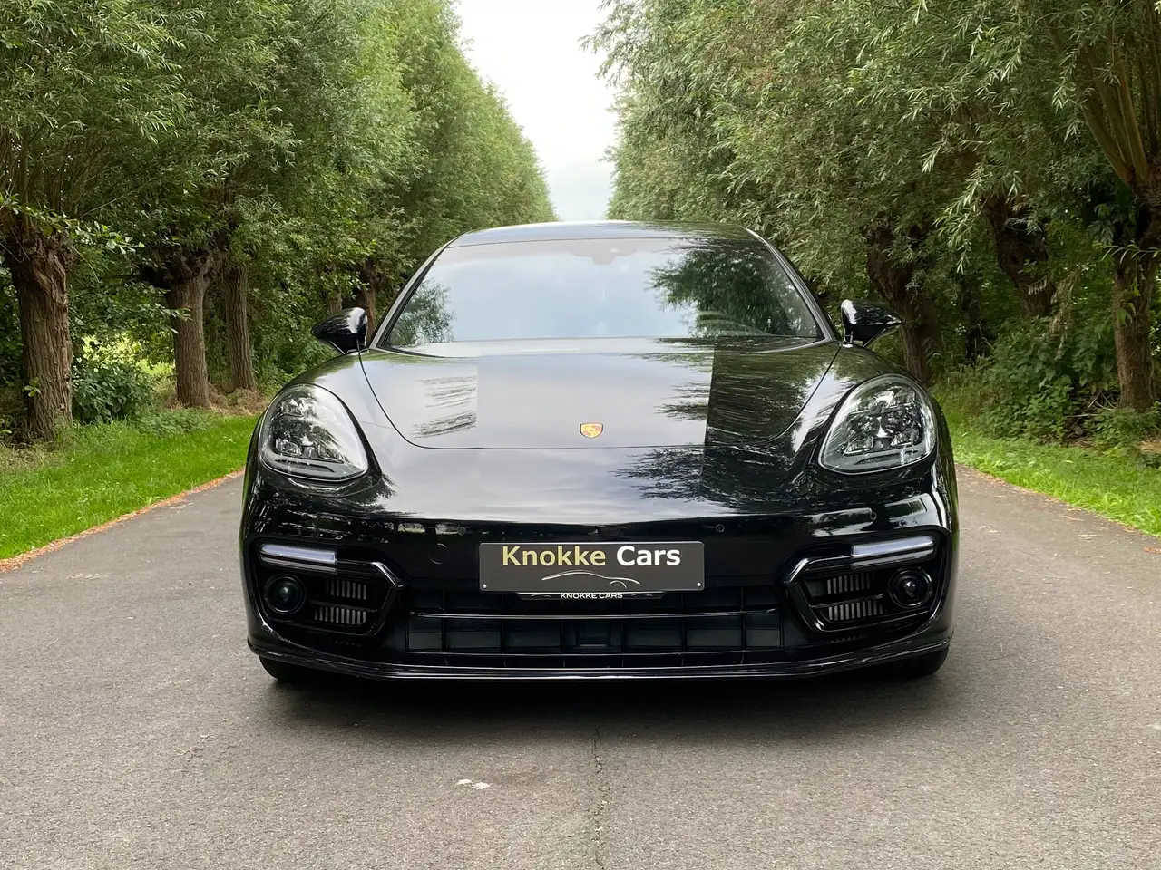 Porsche Panamera - 8