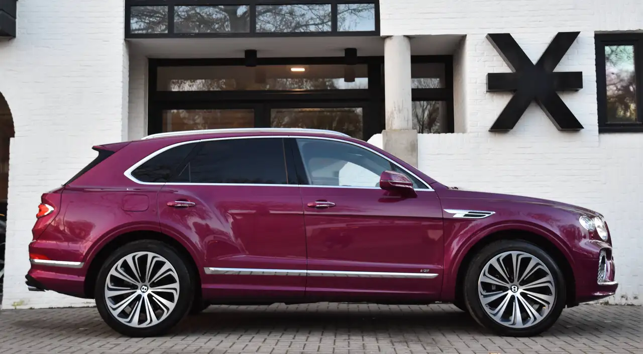Bentley Bentayga - 3